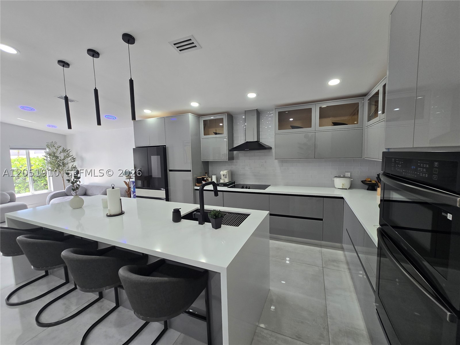 OAK RIDGE VILLAS SEC 1 RE - Residential Lease
