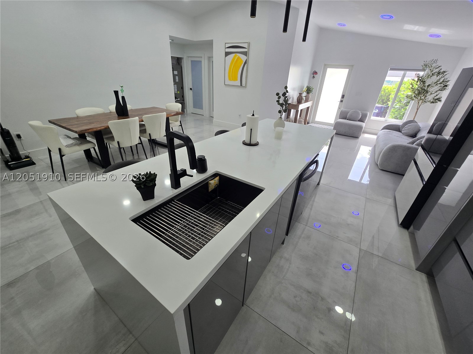 OAK RIDGE VILLAS SEC 1 RE - Residential Lease