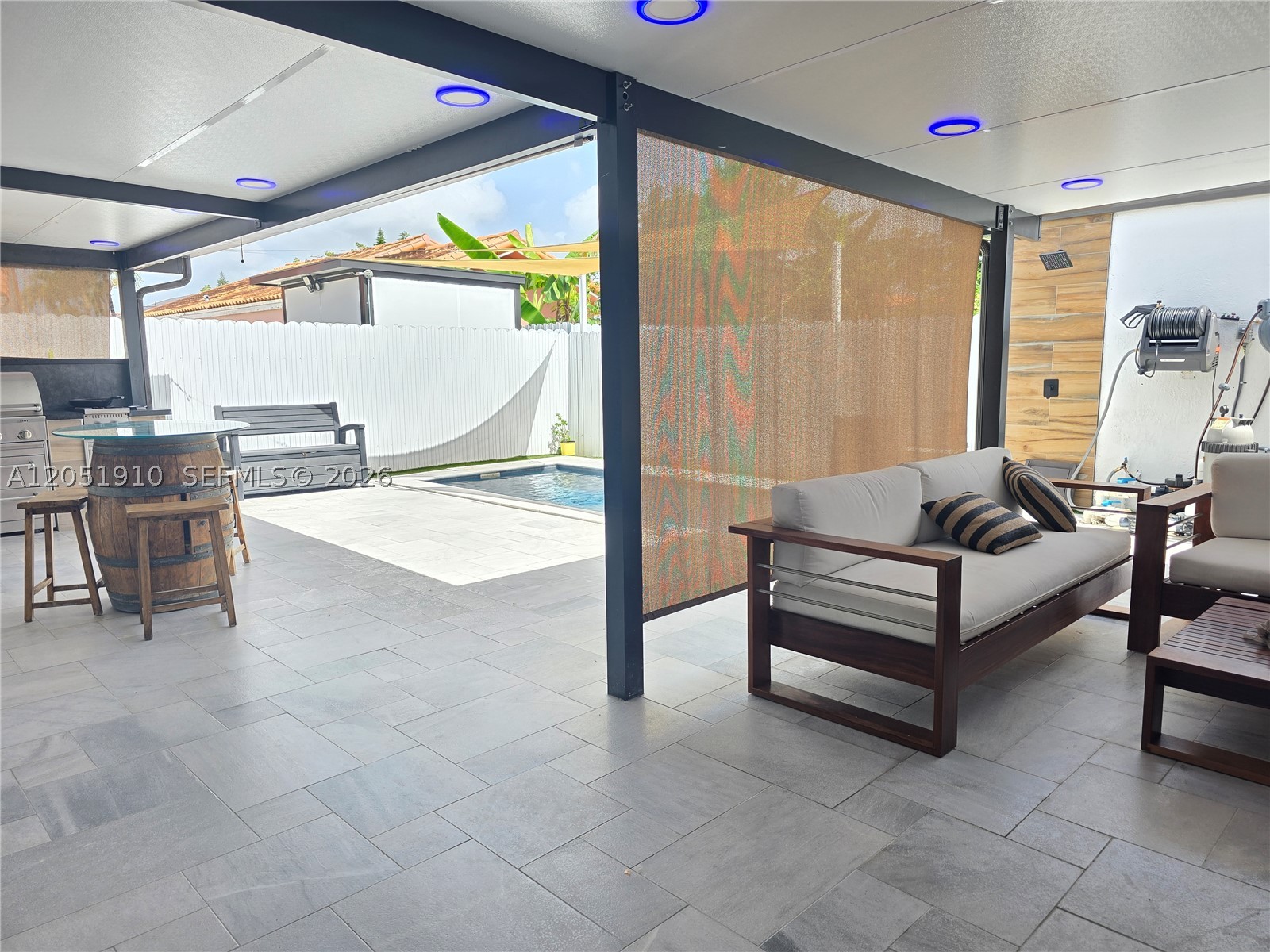 OAK RIDGE VILLAS SEC 1 RE - Residential Lease
