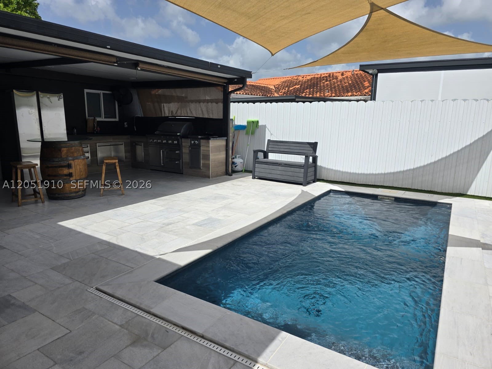 OAK RIDGE VILLAS SEC 1 RE - Residential Lease