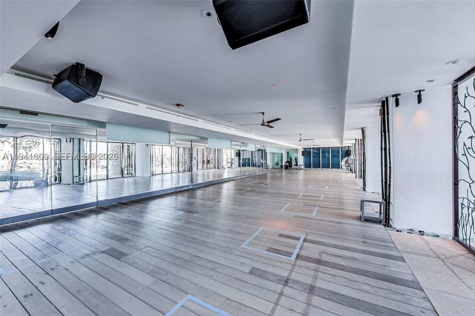 NORTH CARILLON BEACH COND - Residential