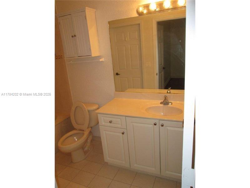 BREEZE OF GALLOWAY CONDO - Residential Lease