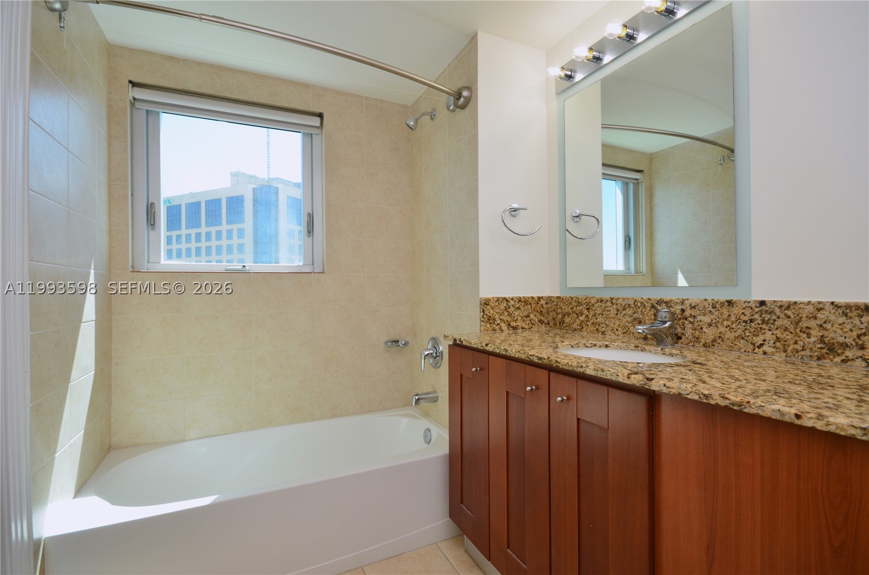 METROPOLIS I AT DADELAND - Residential