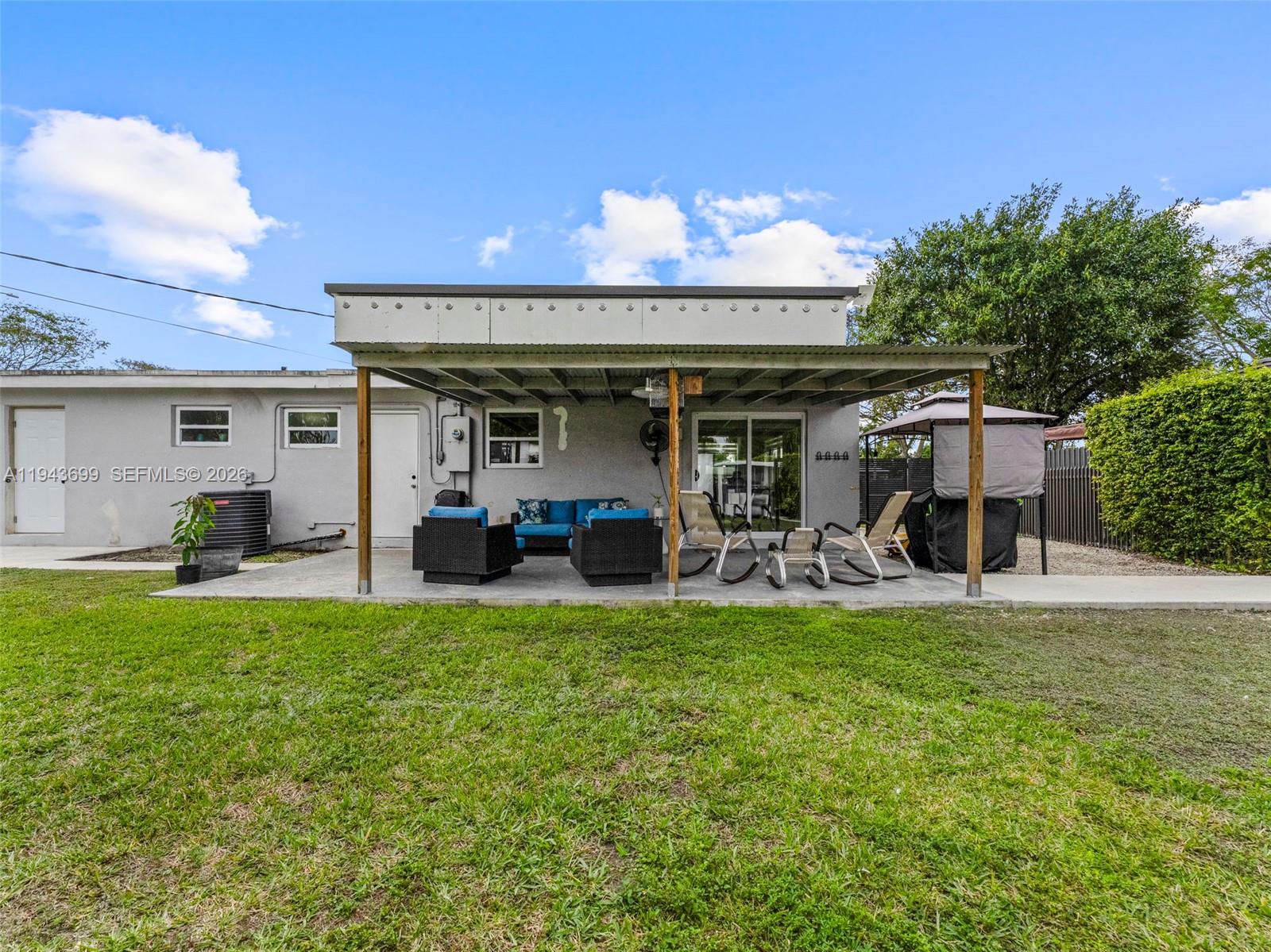 WESTWOOD LAKE 4TH ADDN - Residential