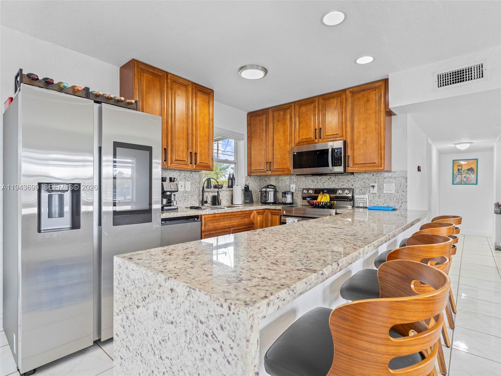 WESTWOOD LAKE 4TH ADDN - Residential
