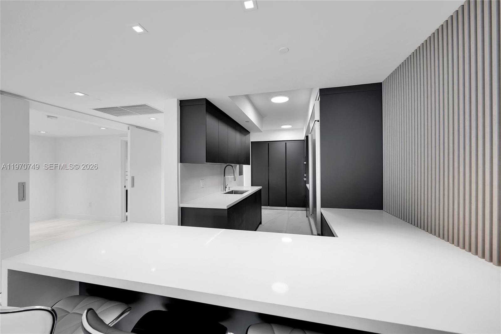 BEACH CLUB ONE - Residential