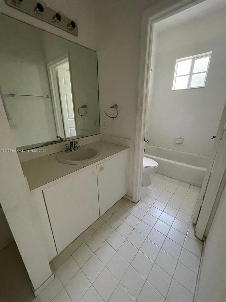 UNITED HOMES AT BELLA VIS - Residential