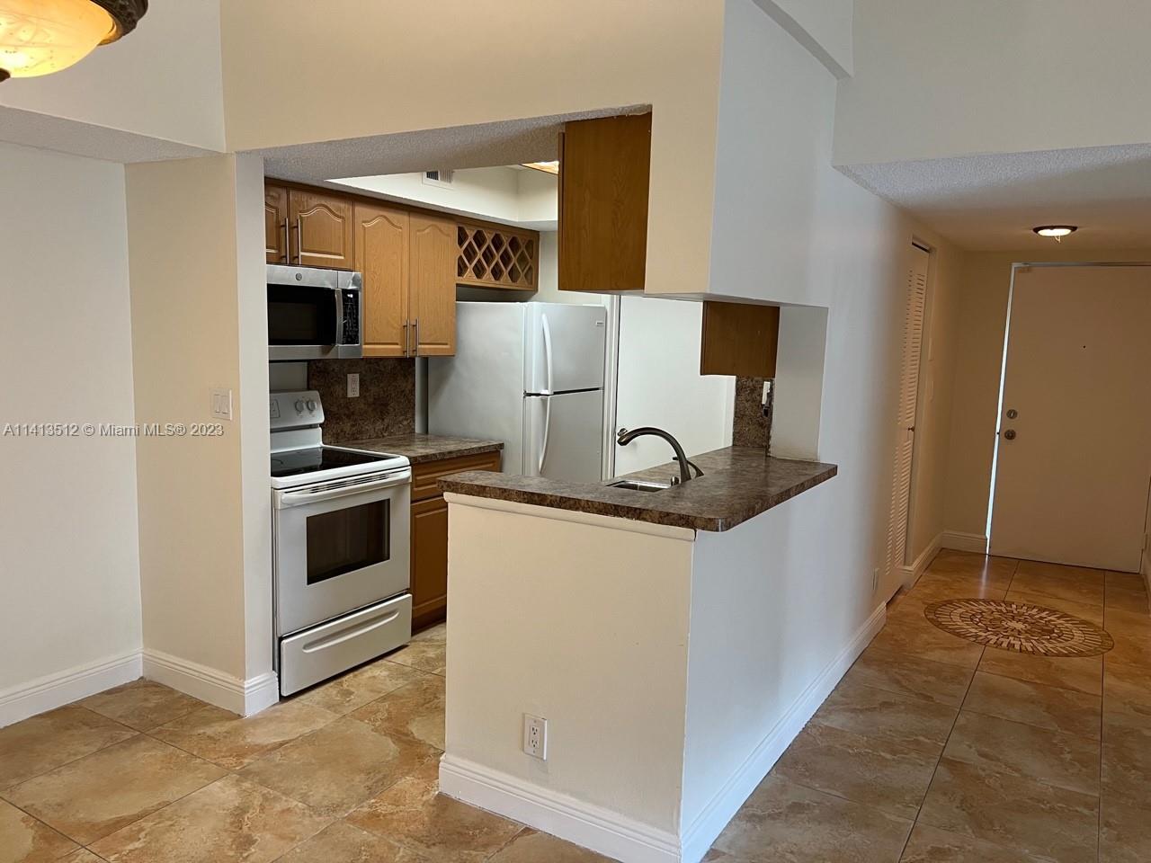 SUN VISTA GARDENS CONDO - Residential Lease