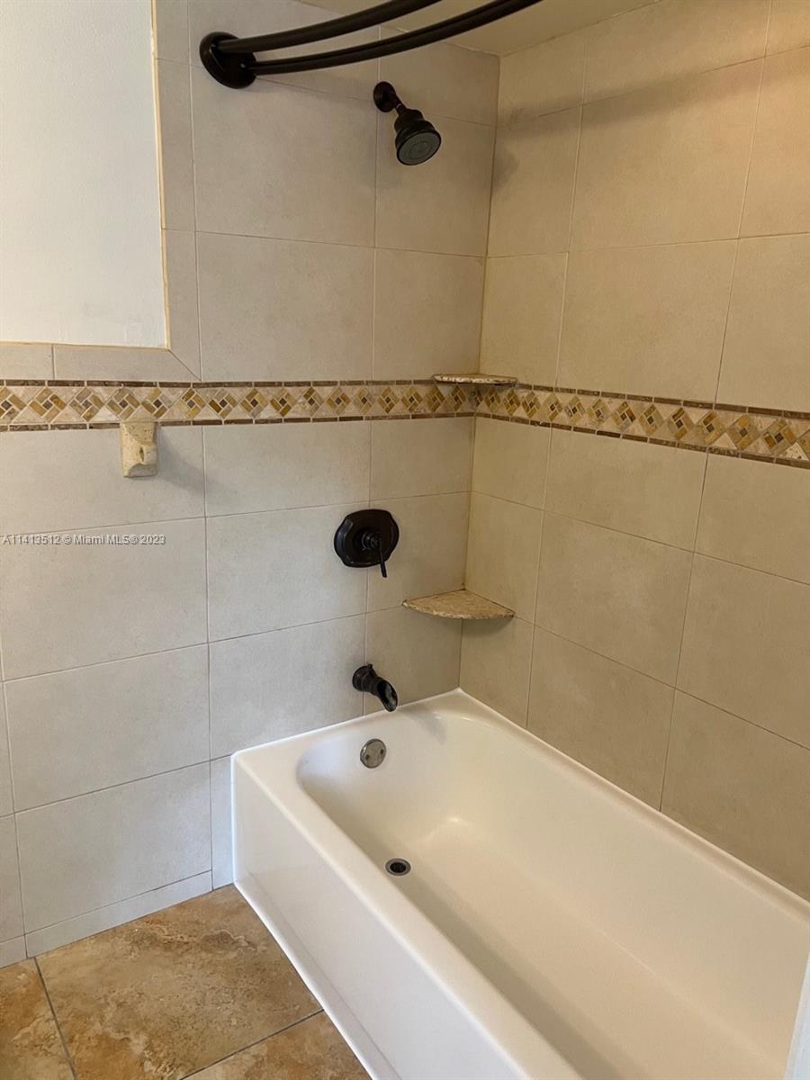 SUN VISTA GARDENS CONDO - Residential Lease