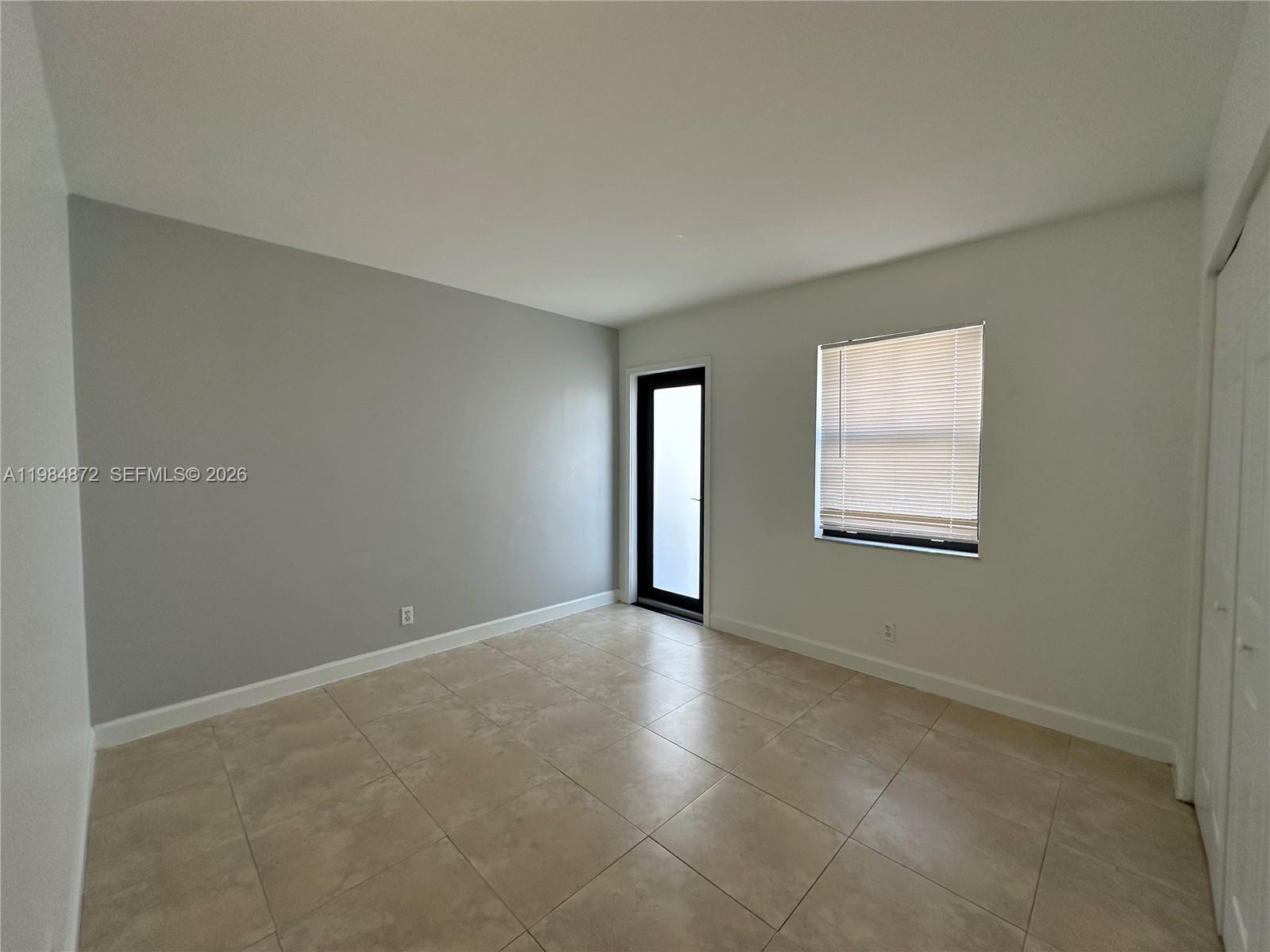 HIGHLAND ESTATES - Residential Lease