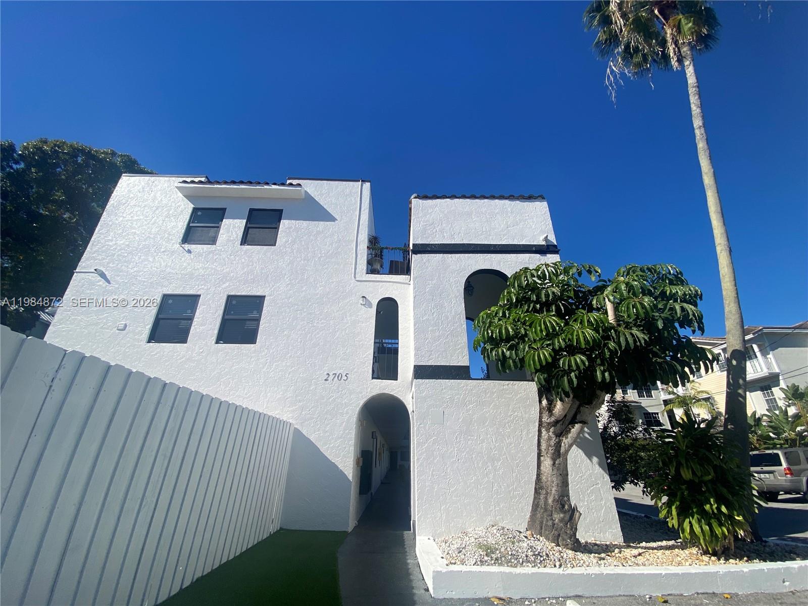 HIGHLAND ESTATES - Residential Lease