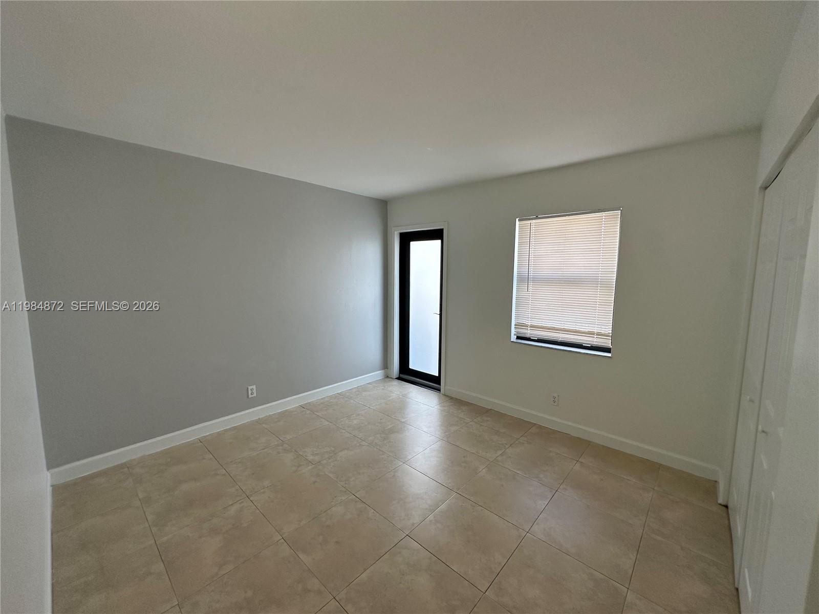 HIGHLAND ESTATES - Residential Lease