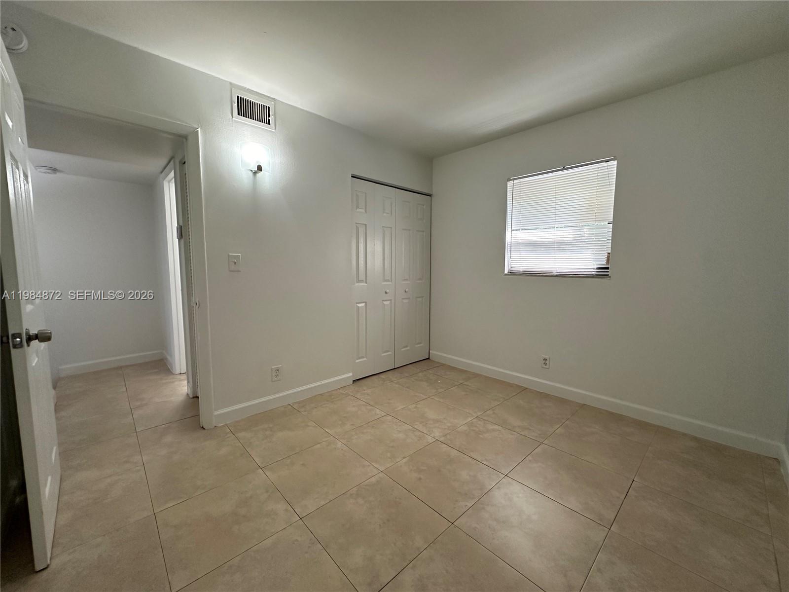 HIGHLAND ESTATES - Residential Lease