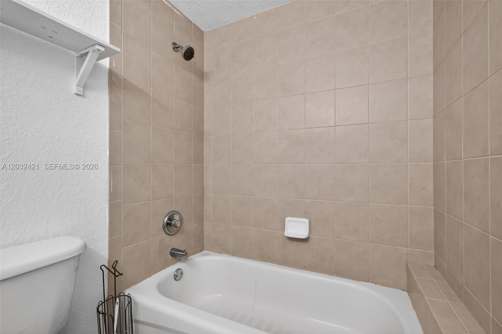 WASHINGTON PALMS CONDO - Residential Lease
