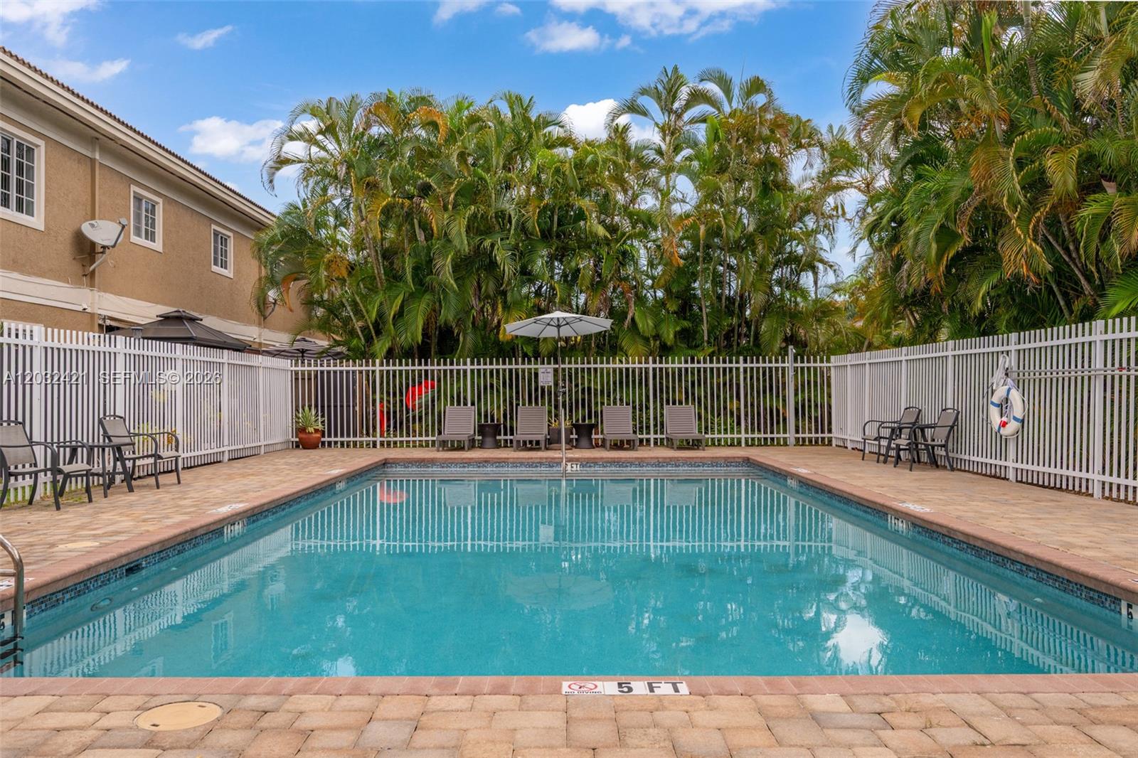 WASHINGTON PALMS CONDO - Residential Lease