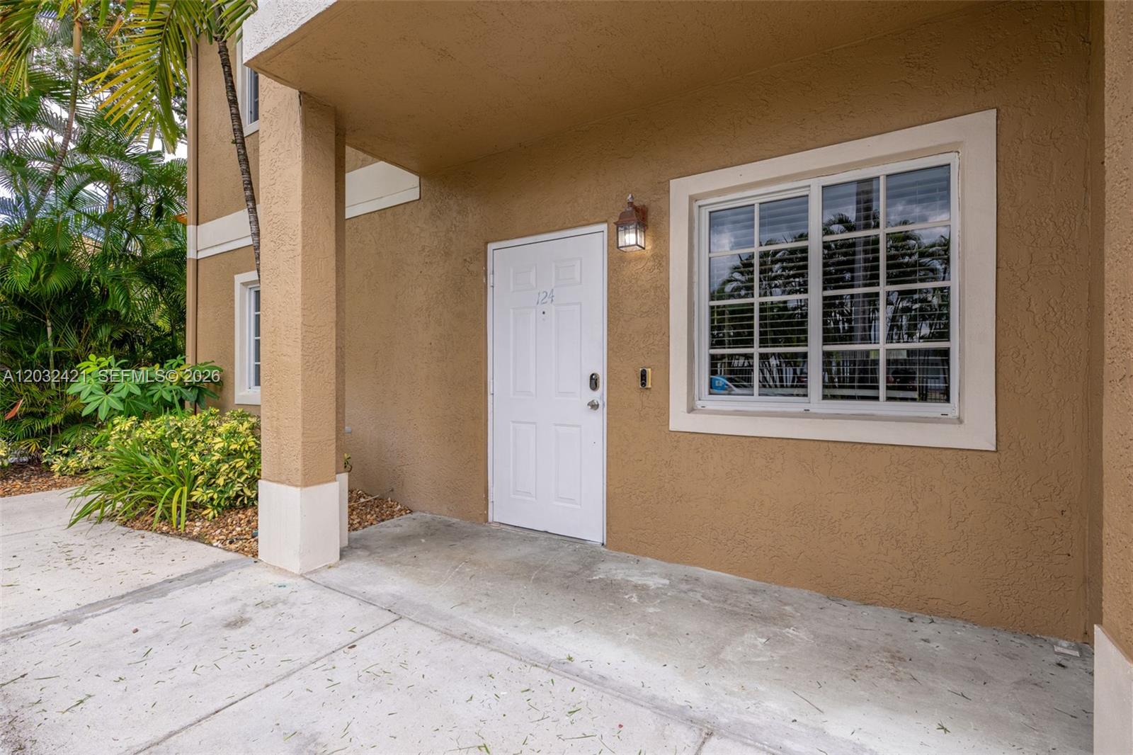 WASHINGTON PALMS CONDO - Residential Lease