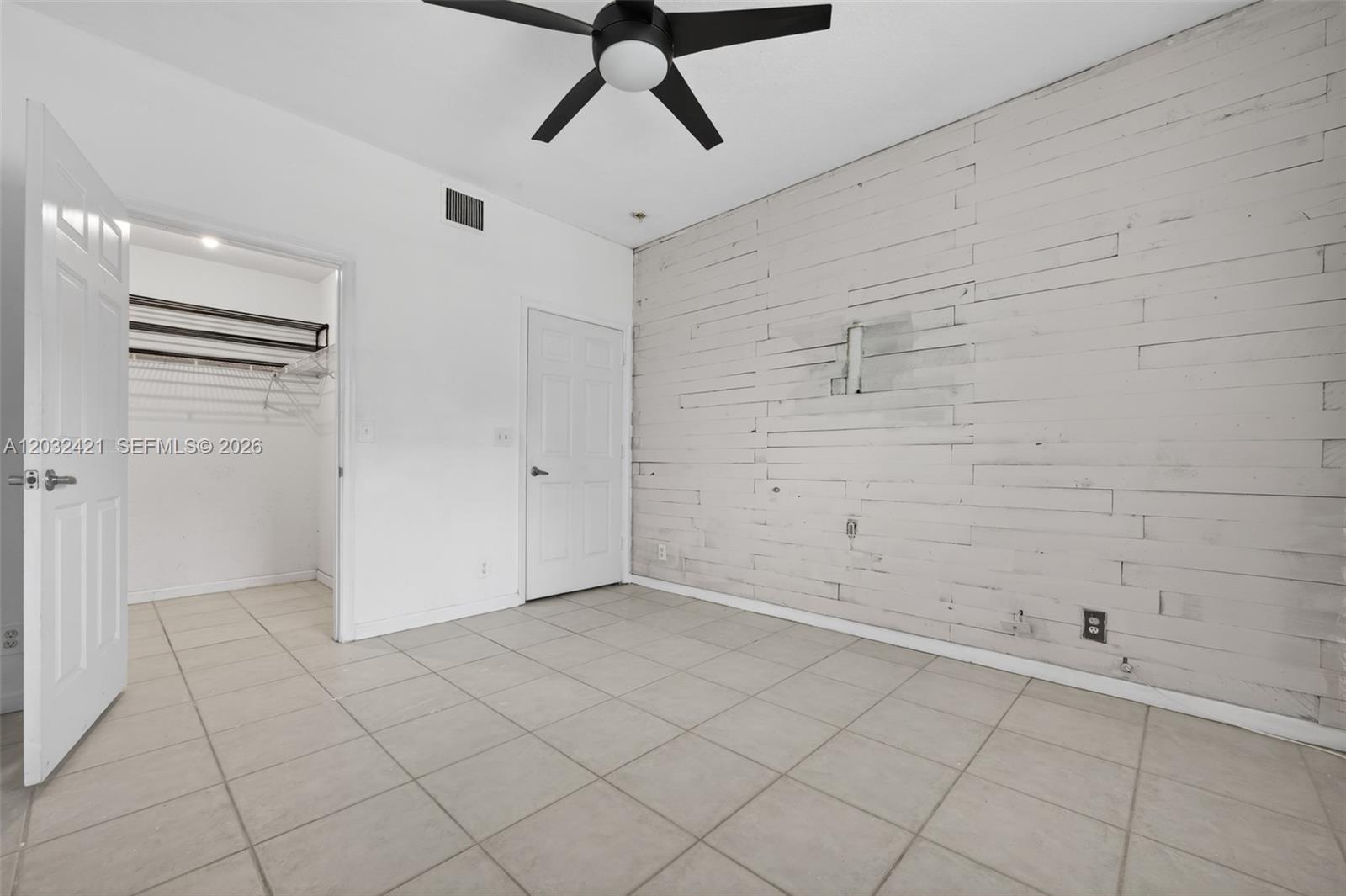 WASHINGTON PALMS CONDO - Residential Lease