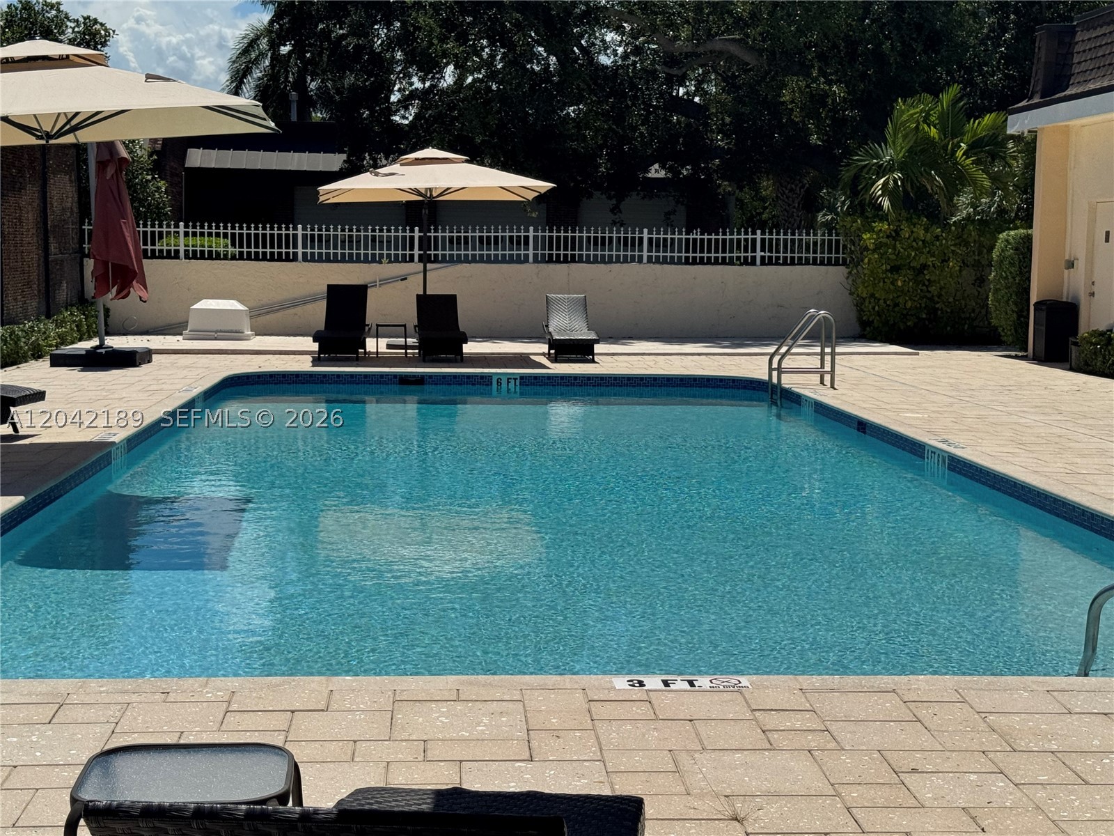 LEEWARD POINT CONDO - Residential Lease
