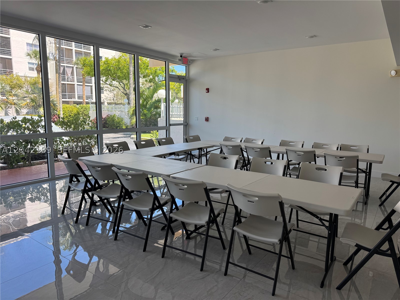 LEEWARD POINT CONDO - Residential Lease