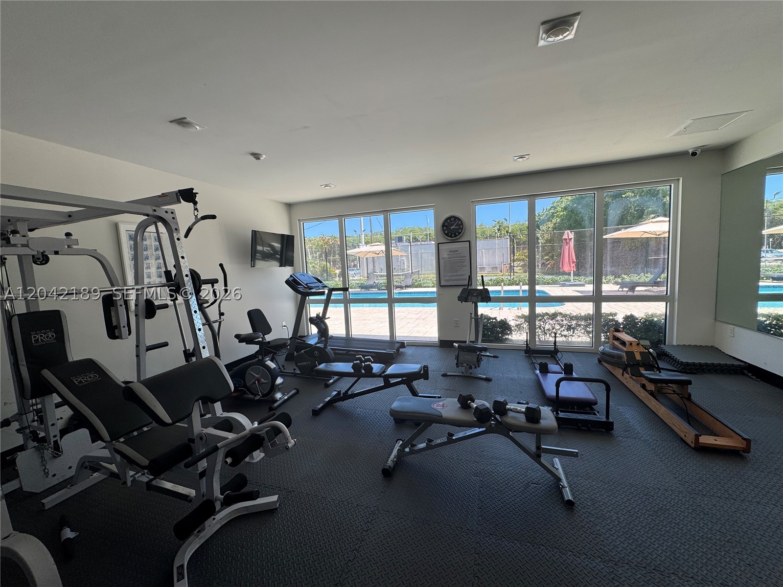 LEEWARD POINT CONDO - Residential Lease
