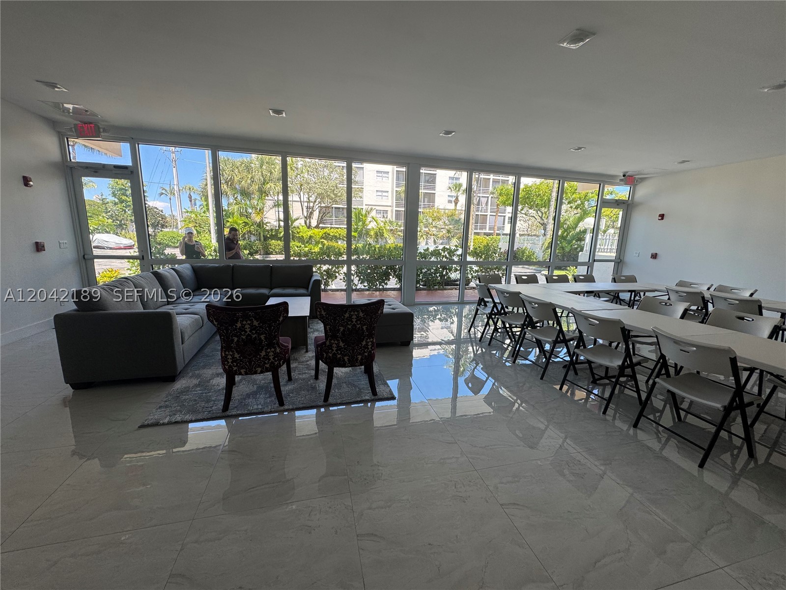 LEEWARD POINT CONDO - Residential Lease