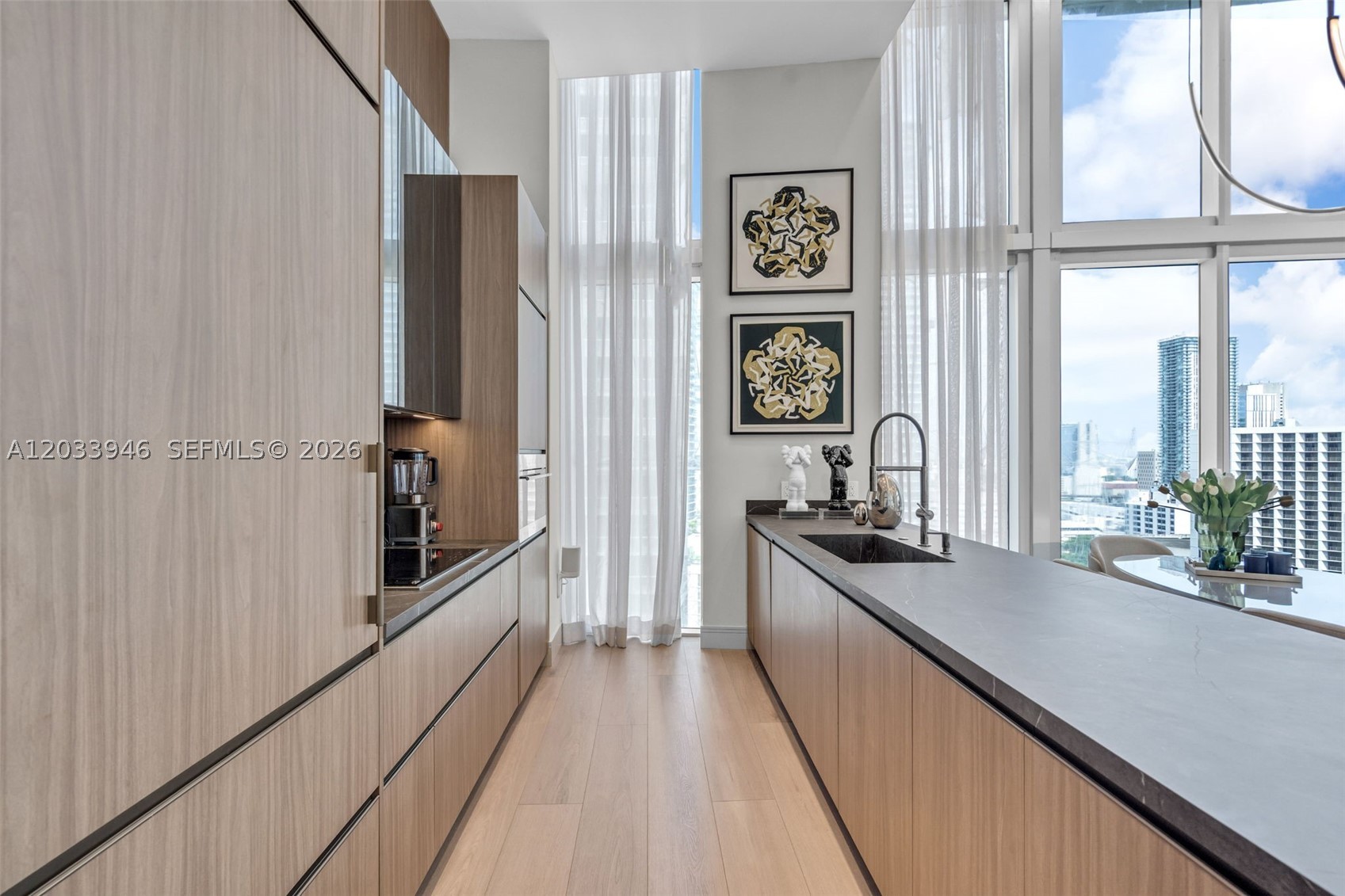 ICON BRICKELL CONDO NO 1 - Residential