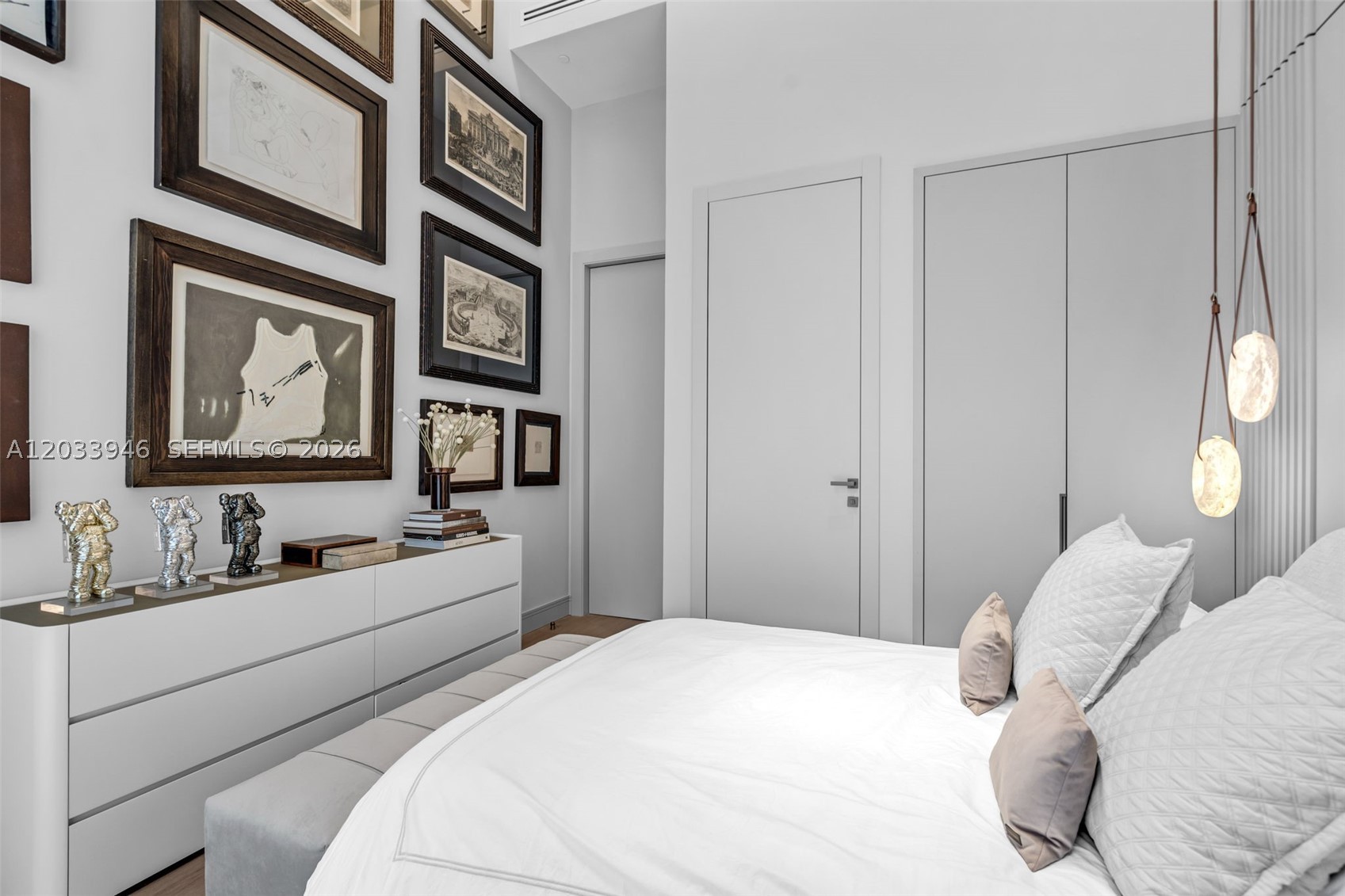 ICON BRICKELL CONDO NO 1 - Residential