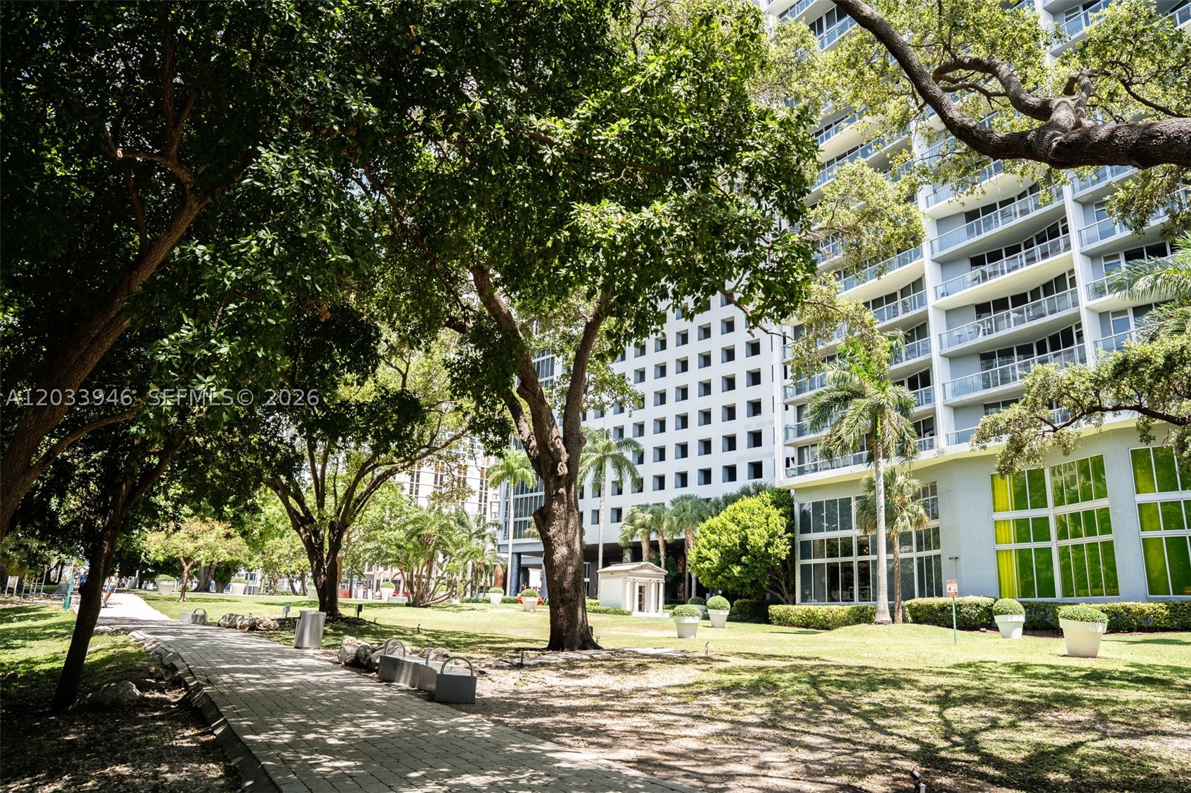 ICON BRICKELL CONDO NO 1 - Residential