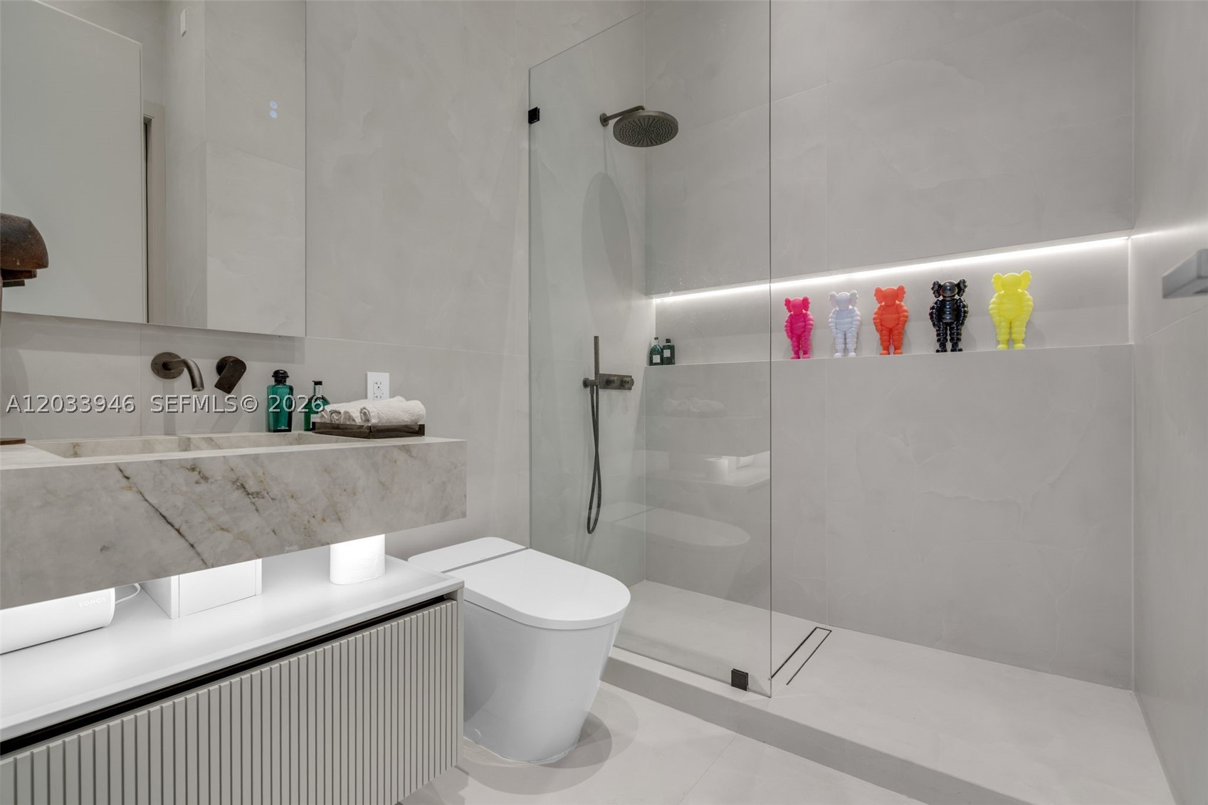 ICON BRICKELL CONDO NO 1 - Residential