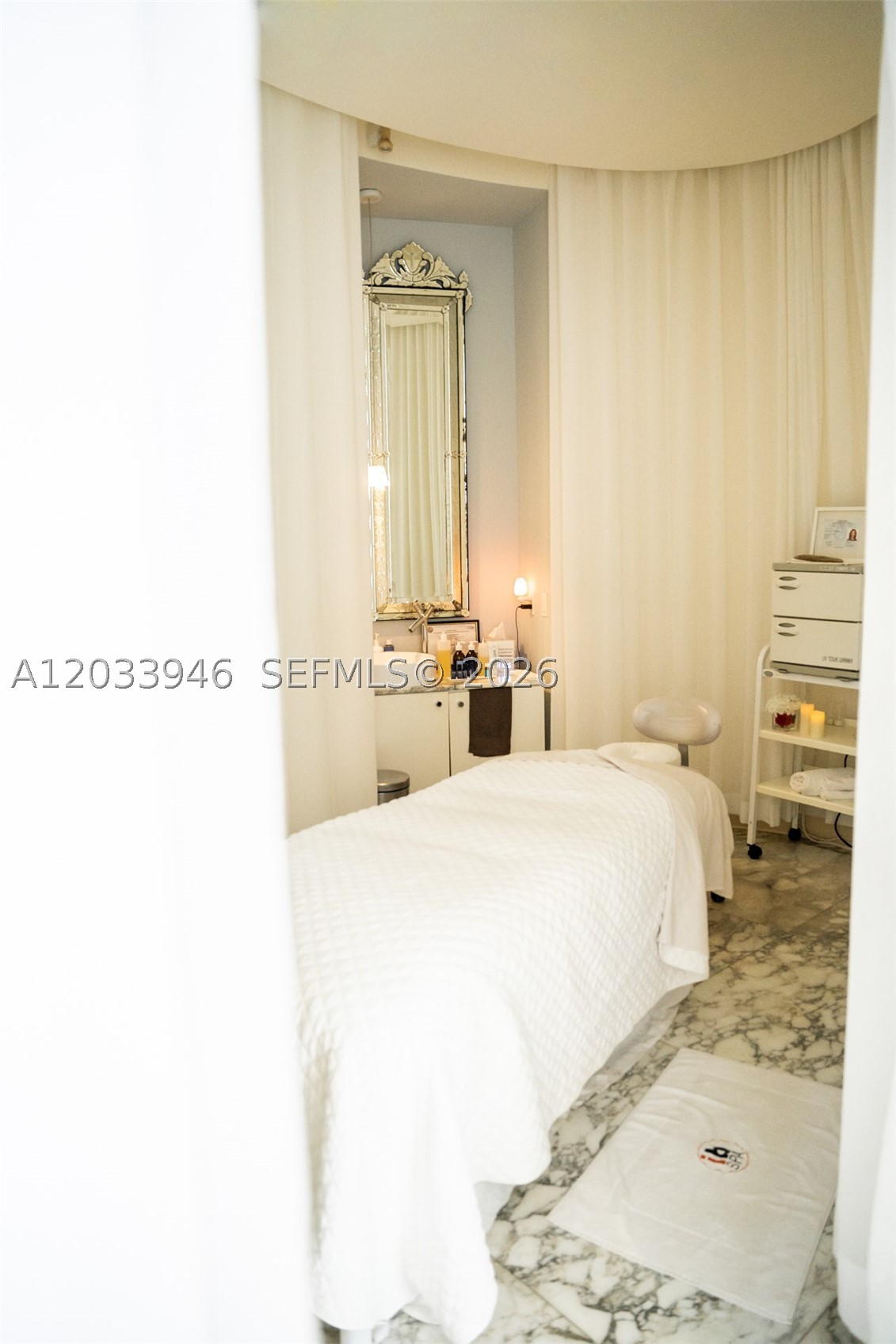 ICON BRICKELL CONDO NO 1 - Residential