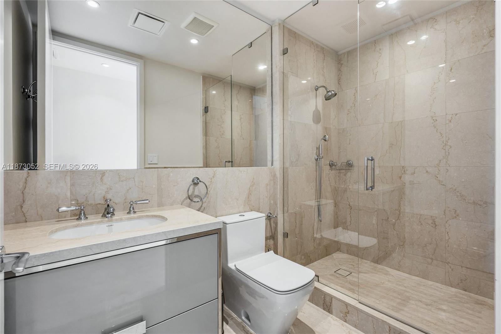 Ritz Carlton Residences - Residential