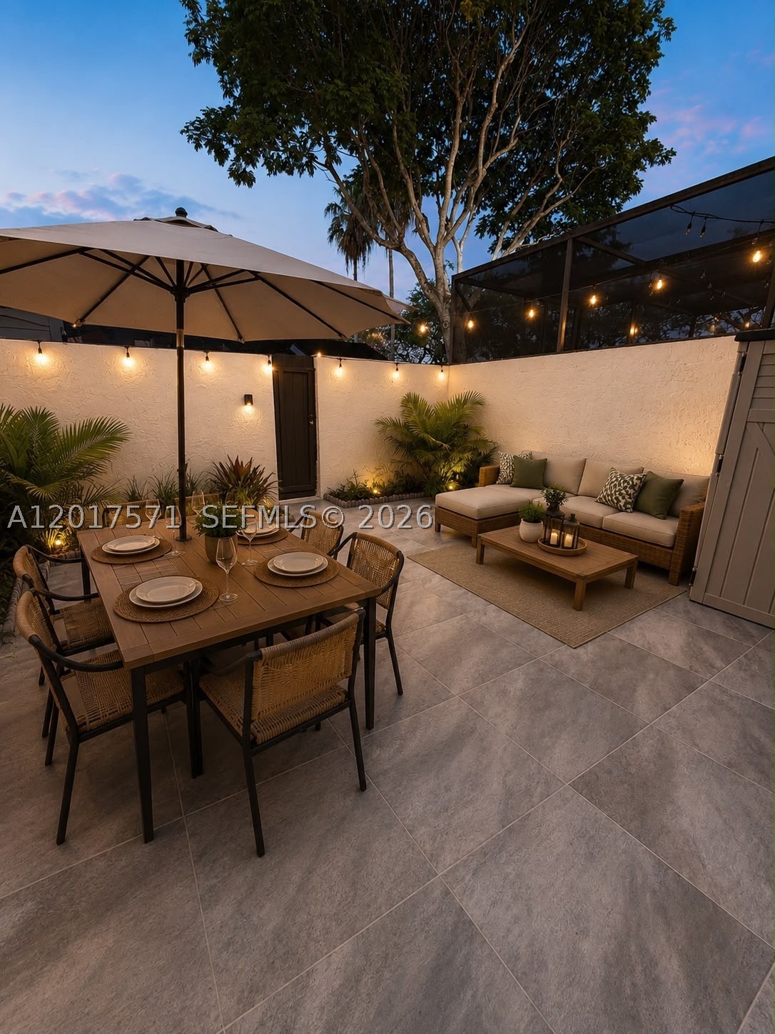 CALUSA POINT - Residential