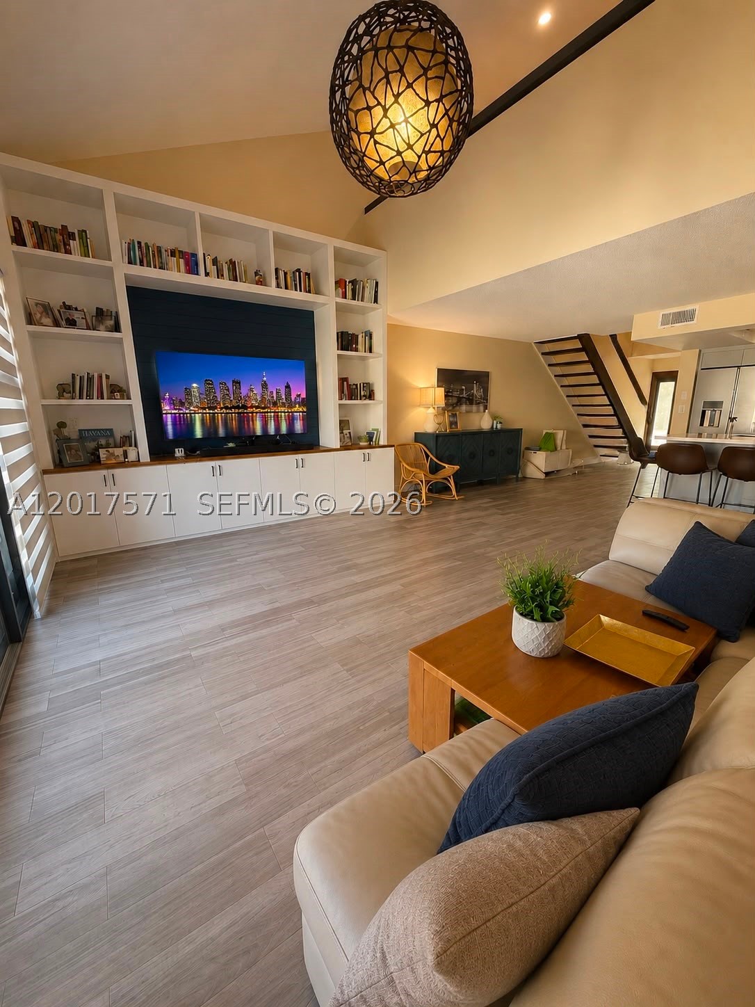 CALUSA POINT - Residential