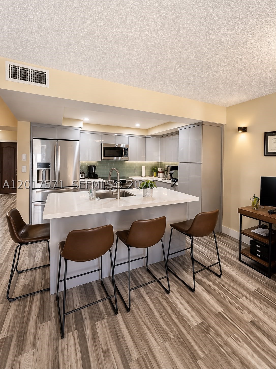 CALUSA POINT - Residential