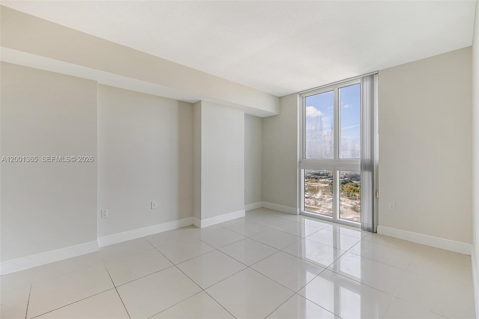 TERRAZAS RIVERPARK VILLAG - Residential