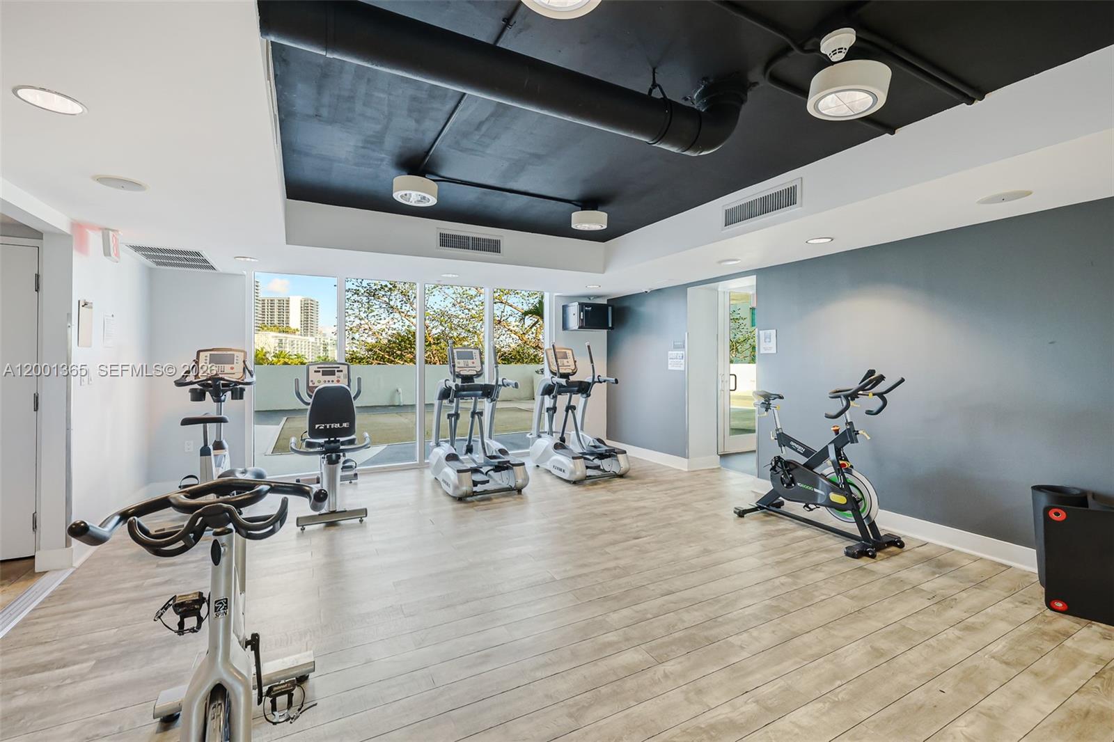 TERRAZAS RIVERPARK VILLAG - Residential