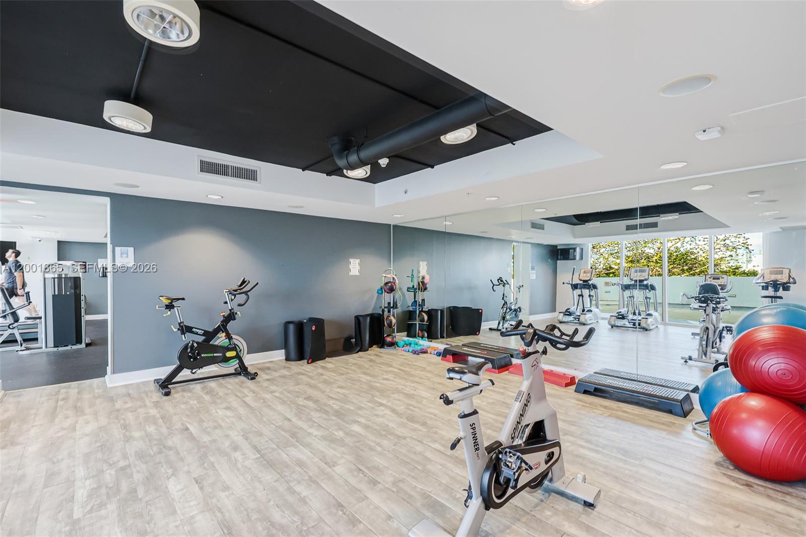 TERRAZAS RIVERPARK VILLAG - Residential