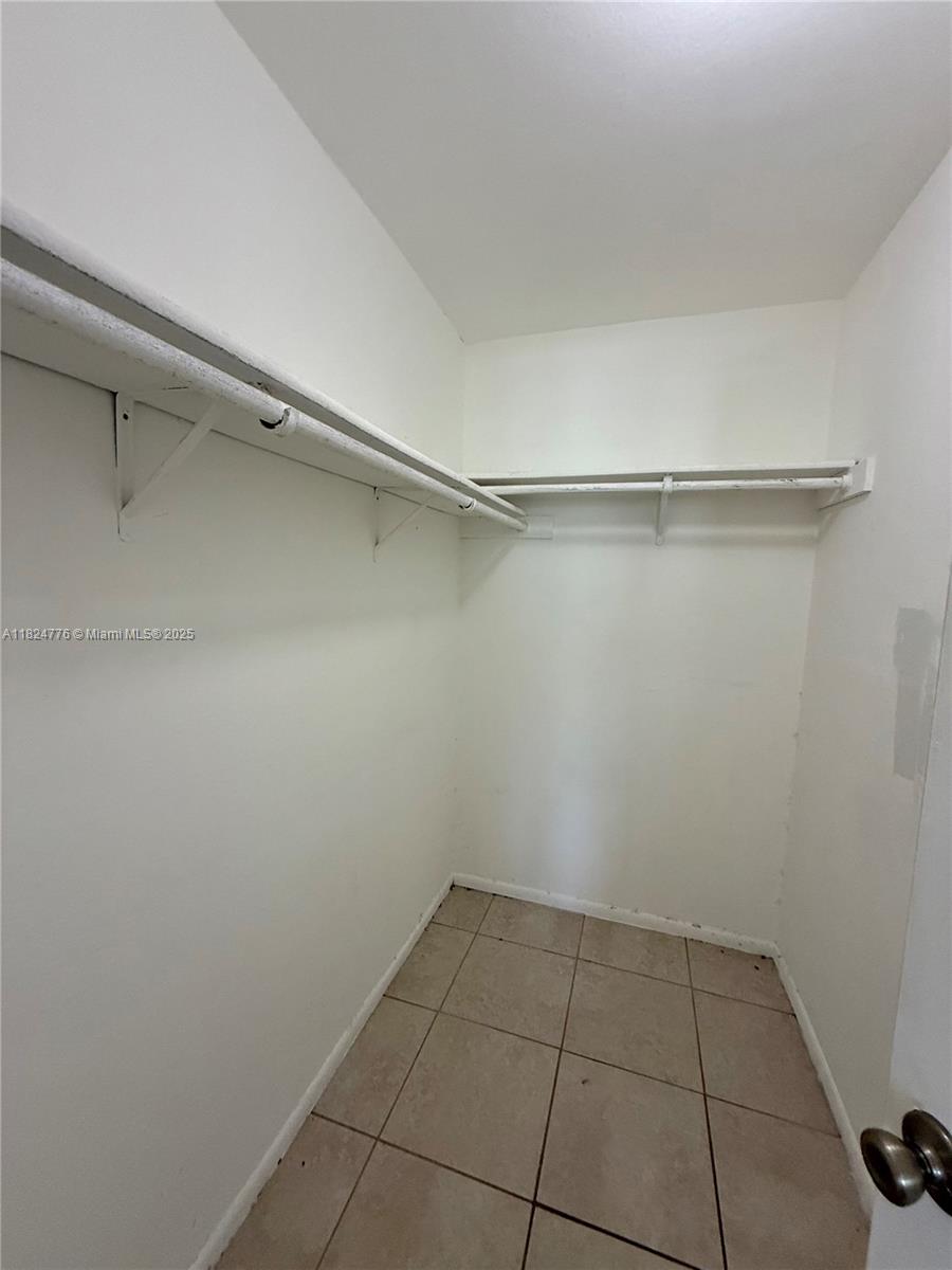 PRESERVE AT AVERY LAKES - Residential Lease