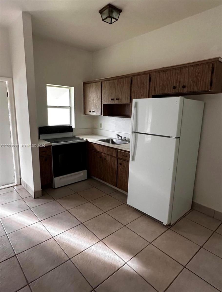 J U FREE 2ND ADDN TO HOME - Residential Lease