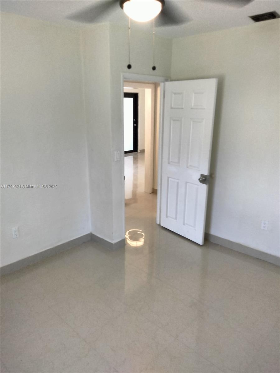 COLUMBIA PARK CORRECTED P - Residential Lease