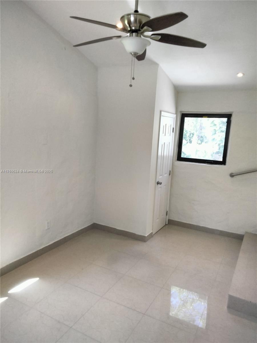 COLUMBIA PARK CORRECTED P - Residential Lease