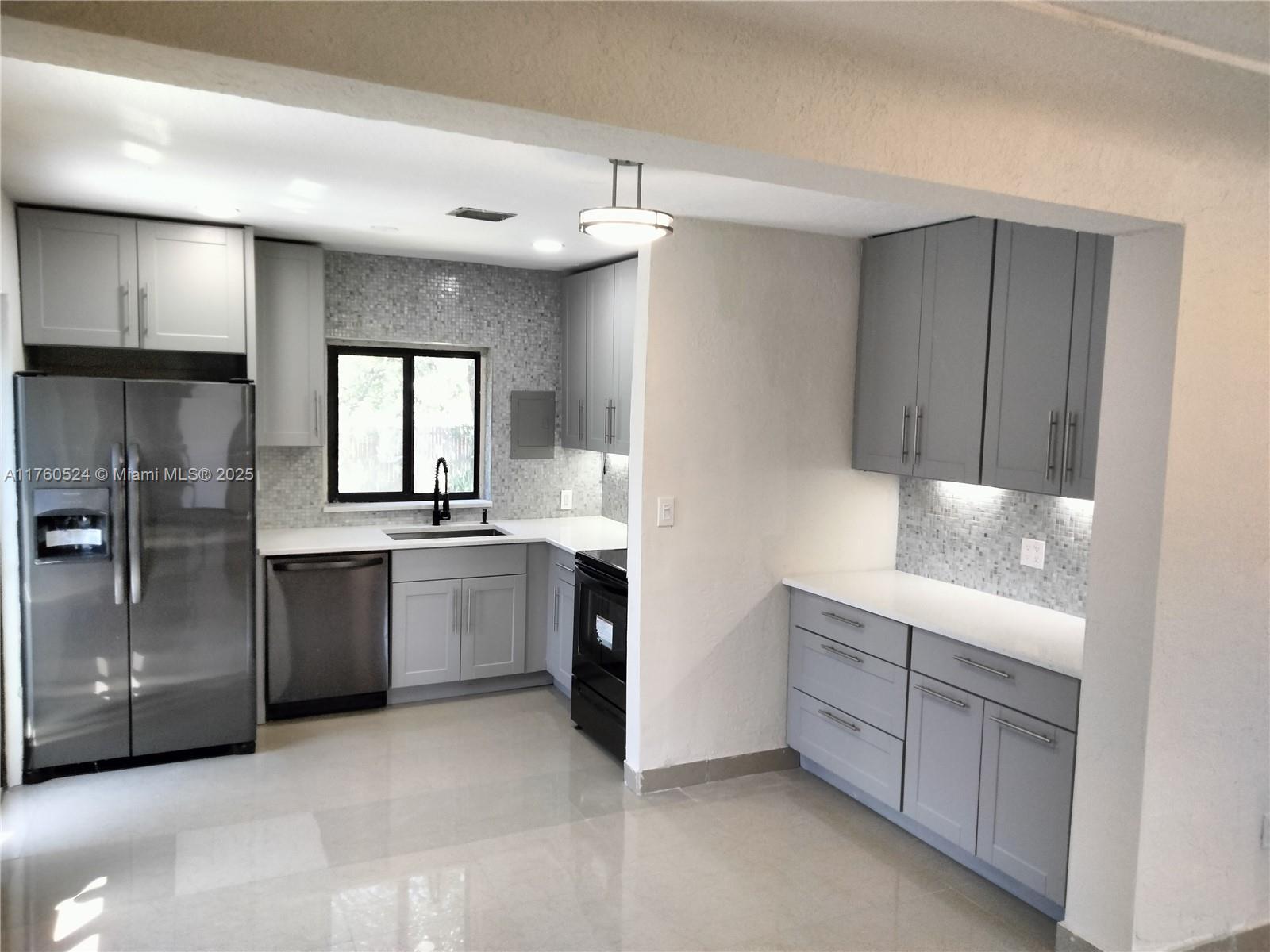 COLUMBIA PARK CORRECTED P - Residential Lease