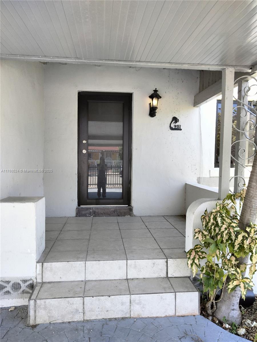 COLUMBIA PARK CORRECTED P - Residential Lease