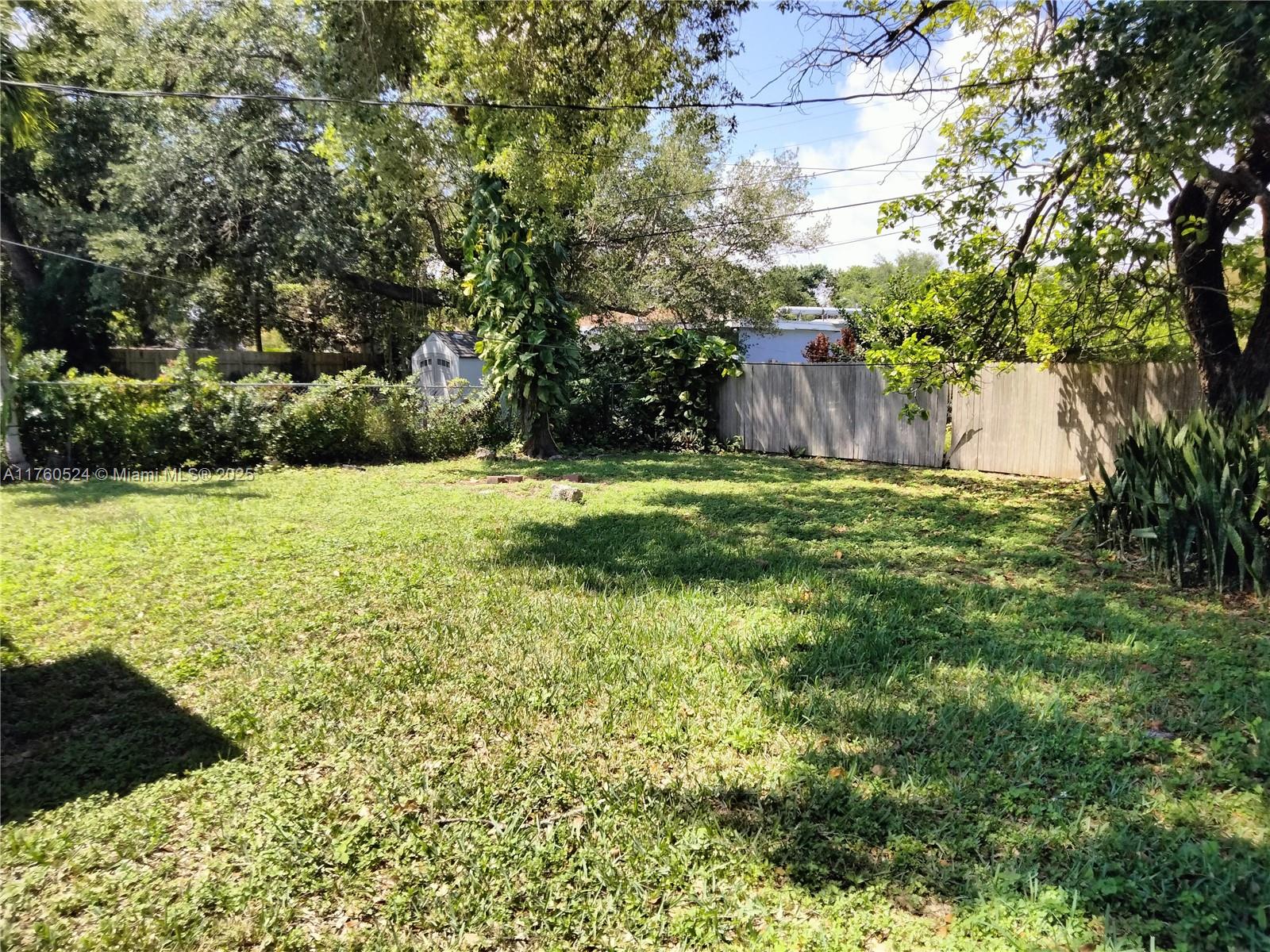 COLUMBIA PARK CORRECTED P - Residential Lease