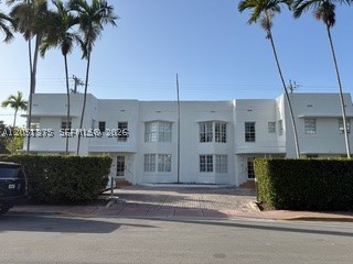 ALOHA CONDO - Residential Lease