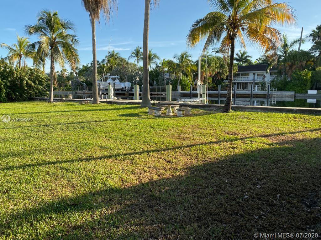 GOLDEN BEACH SEC E - Residential