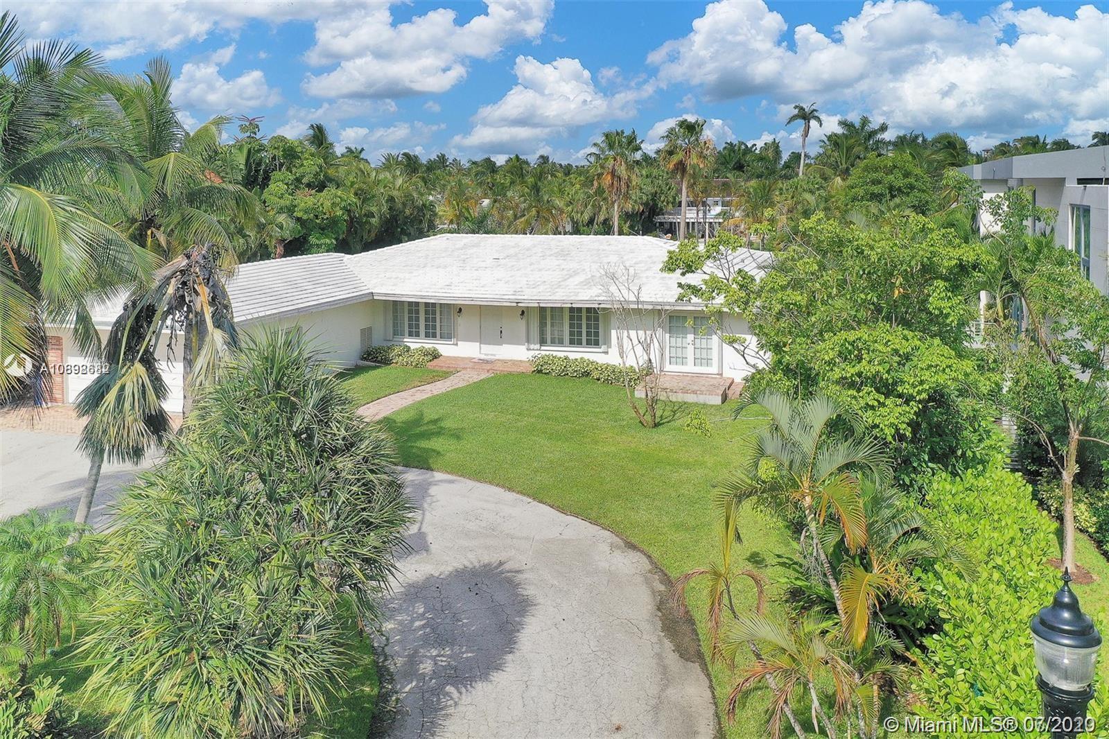 GOLDEN BEACH SEC E - Residential