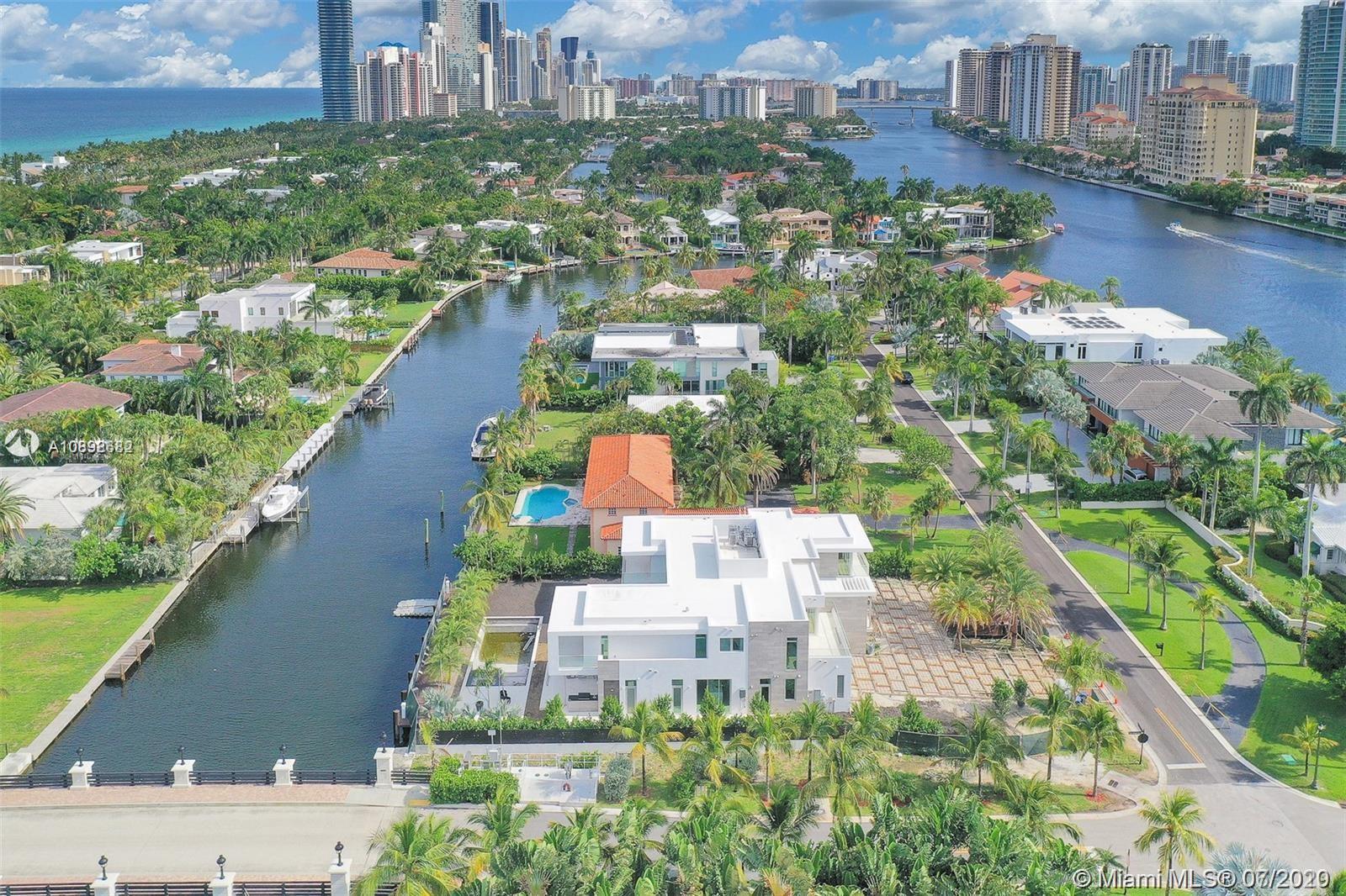 GOLDEN BEACH SEC E - Residential