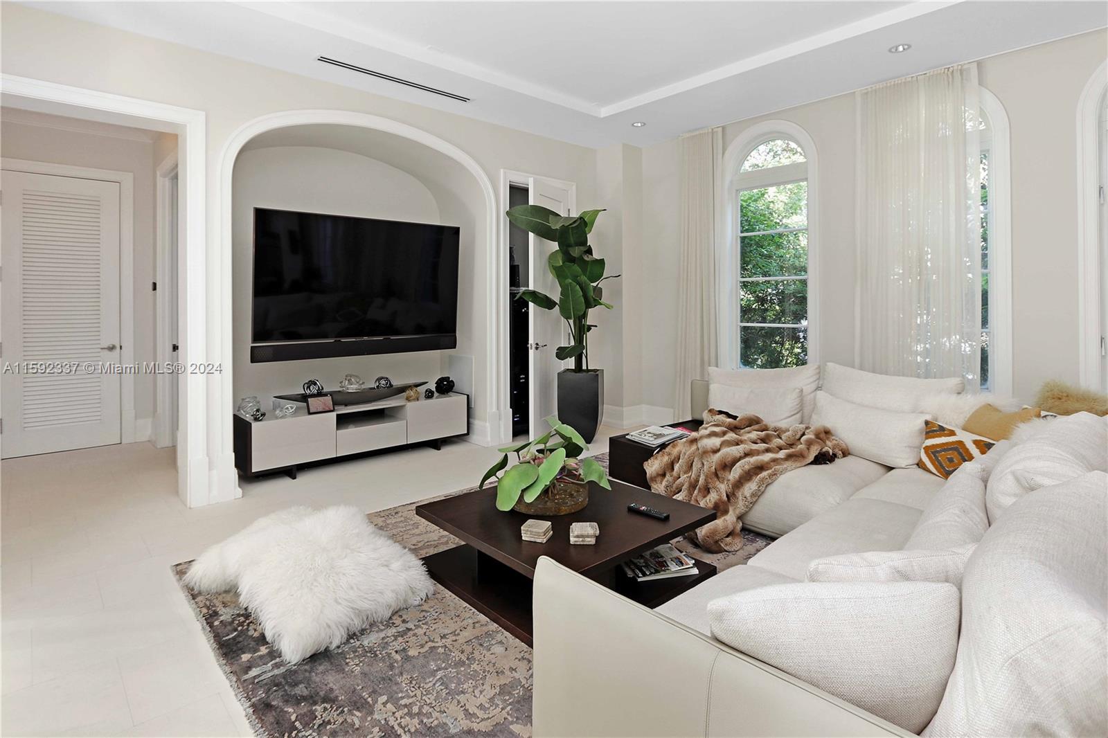 ALTOS DEL MAR NO 1 - Residential