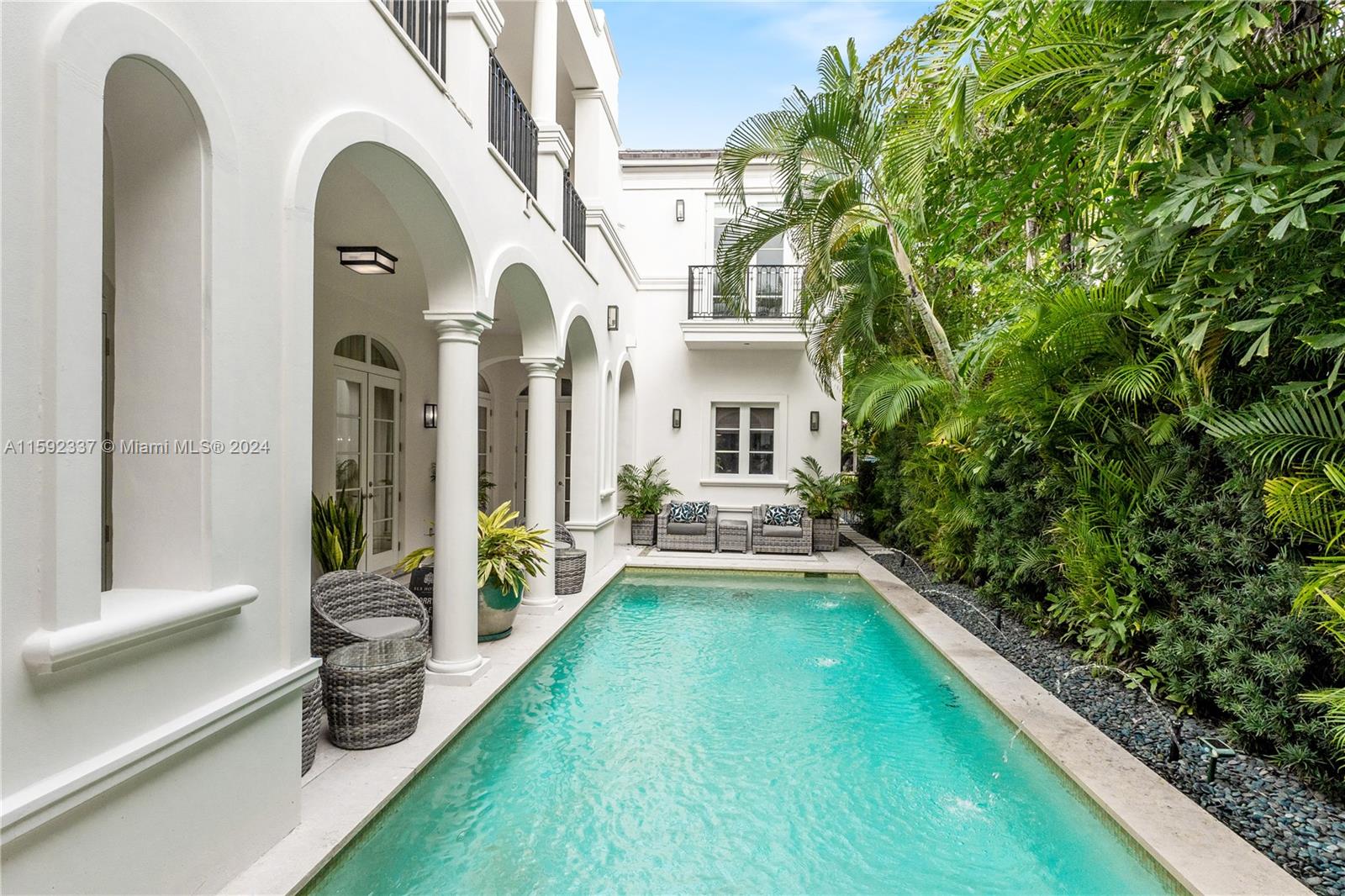 ALTOS DEL MAR NO 1 - Residential